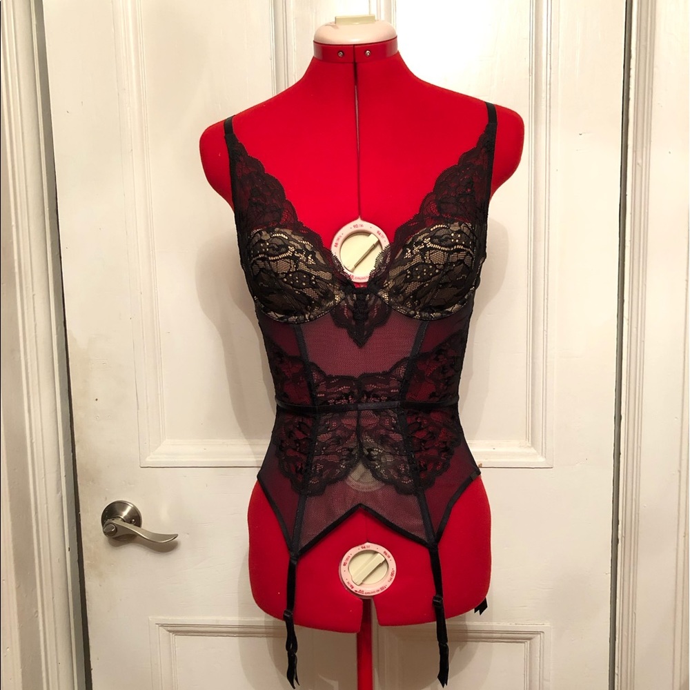 NWT 34B Calvin Klein black corset bustier